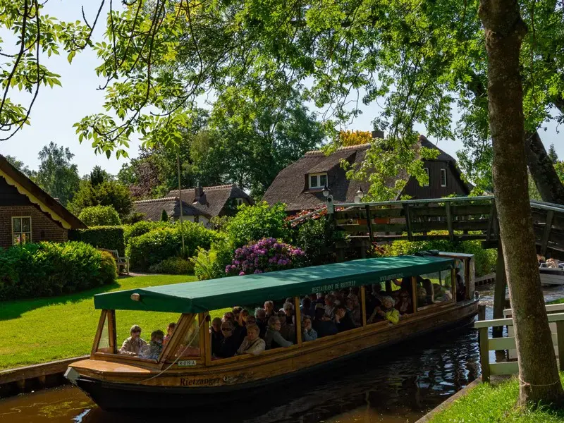 Giethoorn: Highlight Rondvaart en Dorpsbezichtiging - Dag